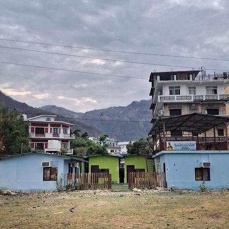 Landlopers Hostel Rishikesh Exterior photo